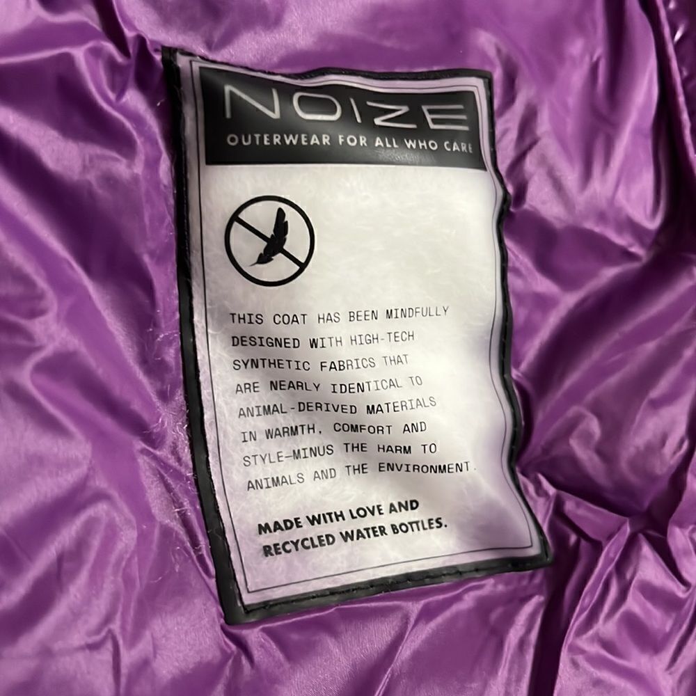 NOIZE Goldie Short Puffer Jacket in Grape - Picture 10 of 16